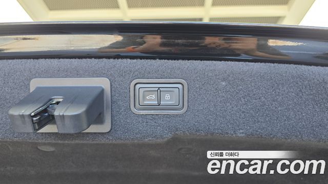 Audi A8 (D5) 50 TDI Quattro LWB 2021 — фото 16