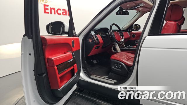 Land Rover Range Rover (IV) 4.4 SDV8 AB DIESEL 2014 — фото 10