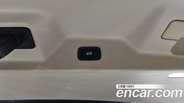 Land Rover Range Rover (IV) 4.4 SDV8 AB DIESEL 2014 — фото 19