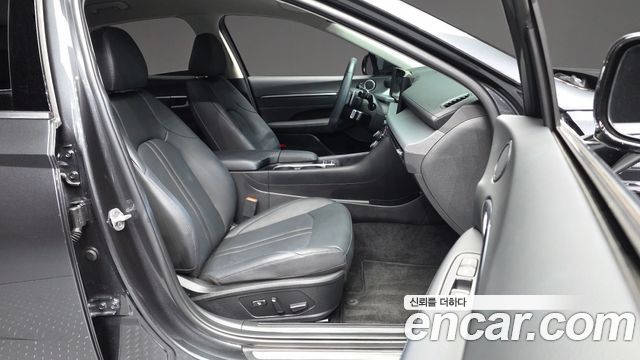 Hyundai Sonata The Edge (DN8) 1.6 Turbo Exclusive 2024 — фото 11