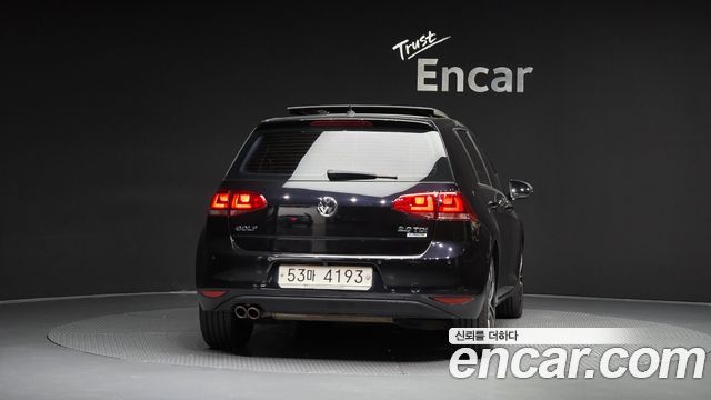 Volkswagen Golf (VII) 2.0 TDI Premium 2015 — фото 4