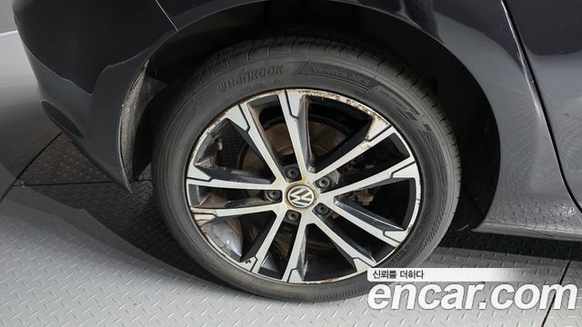 Volkswagen Golf (VII) 2.0 TDI Premium 2015 — фото 5