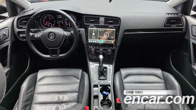 Volkswagen Golf (VII) 2.0 TDI Premium 2015 — фото 7