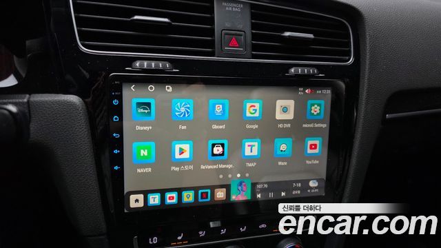 Volkswagen Golf (VII) 2.0 TDI Premium 2015 — фото 16