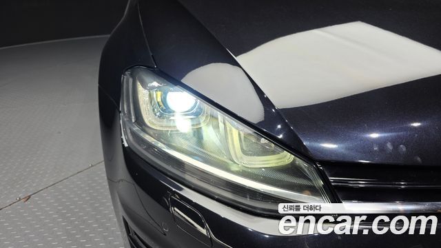 Volkswagen Golf (VII) 2.0 TDI Premium 2015 — фото 22