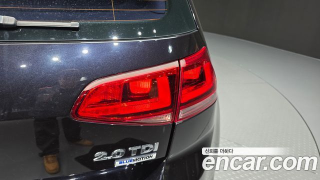 Volkswagen Golf (VII) 2.0 TDI Premium 2015 — фото 23