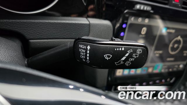 Volkswagen Golf (VII) 2.0 TDI Premium 2015 — фото 30