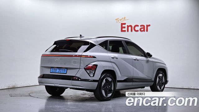 Hyundai Kona Electric (SX2) Long Range Premium 2023 — фото 2