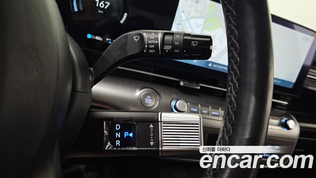 Hyundai Kona Electric (SX2) Long Range Premium 2023 — фото 9