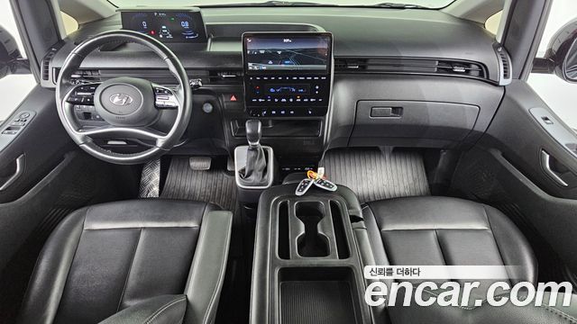 Hyundai Staria Tourer 11-Seater Modern 2022 — фото 7