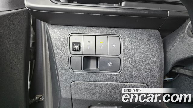 Hyundai Staria Tourer 11-Seater Modern 2022 — фото 20