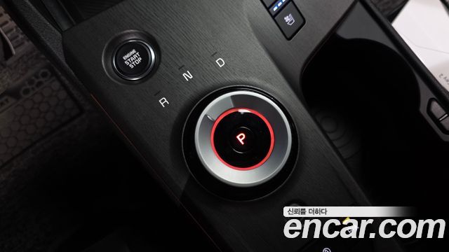Kia Sportage (V) Gasoline 1.6 Turbo 2WD Signature X Line 2025 — фото 9