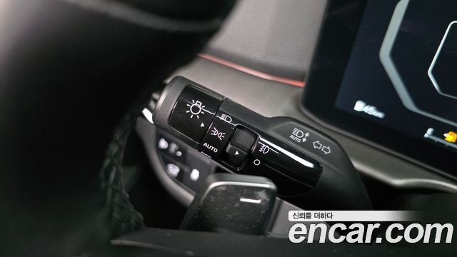 Kia Sportage (V) Gasoline 1.6 Turbo 2WD Signature X Line 2025 — фото 34