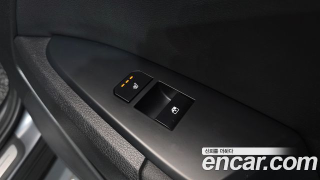 Kia Sportage (V) Gasoline 1.6 Turbo 2WD Signature X Line 2025 — фото 37