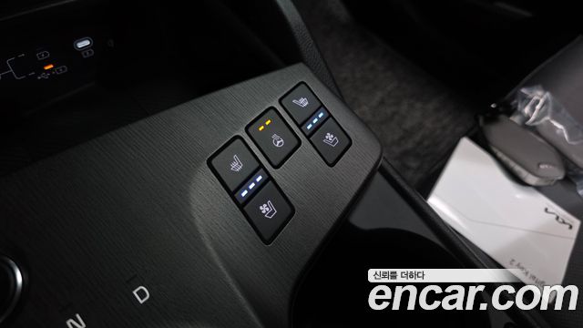 Kia Sportage (V) Gasoline 1.6 Turbo 2WD Signature X Line 2025 — фото 42