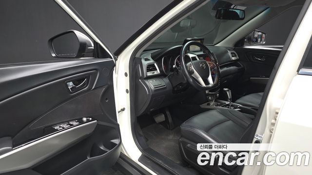 KG Mobility (SsangYong) Tivoli Diesel VX 2WD 2016 — фото 10