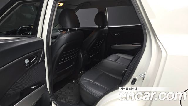 KG Mobility (SsangYong) Tivoli Diesel VX 2WD 2016 — фото 11