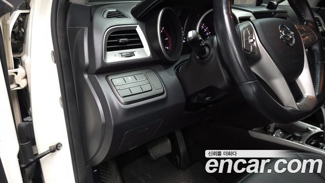 KG Mobility (SsangYong) Tivoli Diesel VX 2WD 2016 — фото 13
