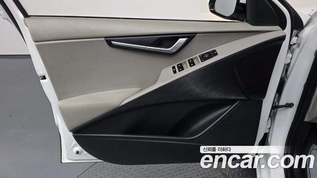 Kia Niro EV Air 2023 — фото 24