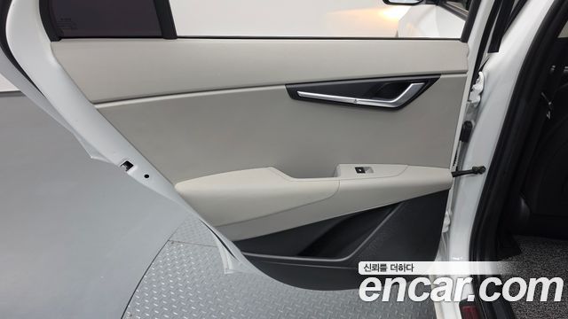 Kia Niro EV Air 2023 — фото 25