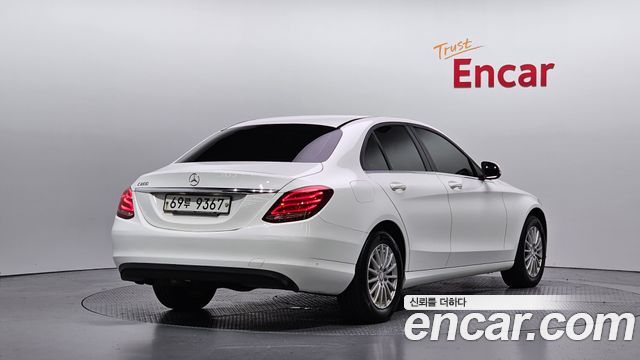 Mercedes-Benz C-Class (W205) C200 2015 — фото 2