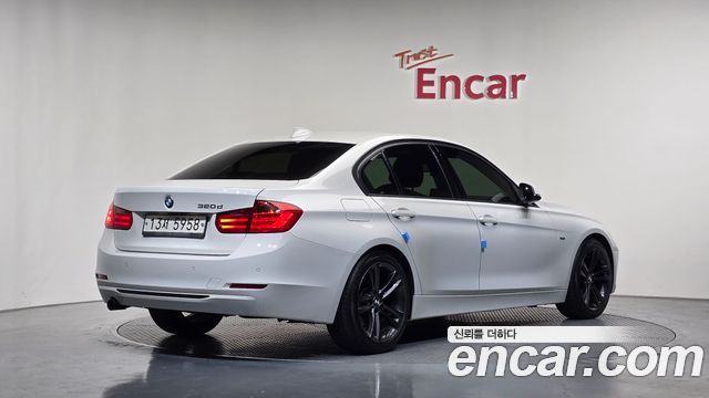 BMW 3 Series (F30) 320d Sport 2014 — фото 2
