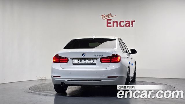 BMW 3 Series (F30) 320d Sport 2014 — фото 4