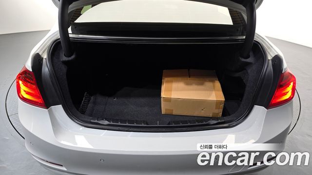 BMW 3 Series (F30) 320d Sport 2014 — фото 18