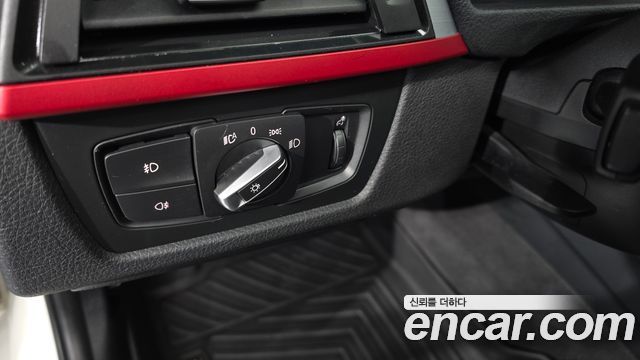 BMW 3 Series (F30) 320d Sport 2014 — фото 20