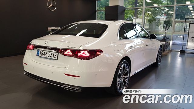Mercedes-Benz E-Class (W214) E220d 4MATIC Exclusive 2026 — фото 5