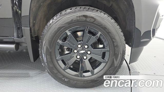 Chevrolet Real New Colorado 3.6 Z71-X Midnight 4WD 2022 — фото 27