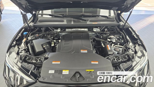 Audi Q5 (80A) 45 TFSI Quattro Sportback S Line Black Edition 2025 — фото 6