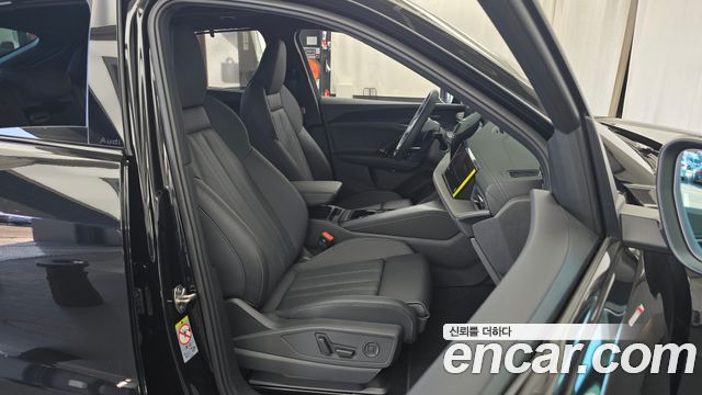 Audi Q5 (80A) 45 TFSI Quattro Sportback S Line Black Edition 2025 — фото 26
