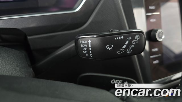 Volkswagen Tiguan (II) 2.0 TDI 4-Motion Premium 2021 — фото 29