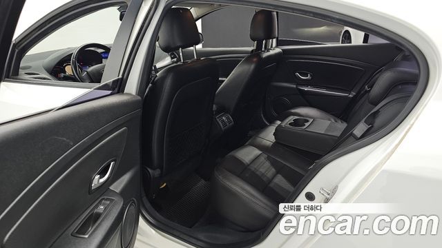 Renault Korea SM3 Neo Diesel LE 2018 — фото 12