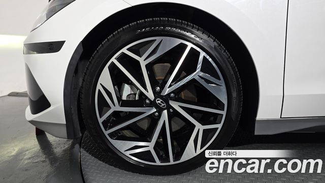 Hyundai Ioniq 6 Long Range AWD Exclusive + 2025 — фото 5