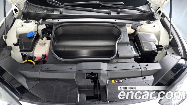 Hyundai Ioniq 6 Long Range AWD Exclusive + 2025 — фото 6