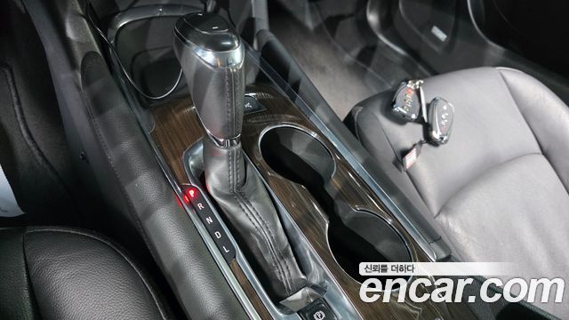 Chevrolet Malibu 2.0 Turbo LTZ Premium 2018 — фото 9