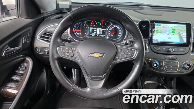 Chevrolet Malibu 2.0 Turbo LTZ Premium 2018 — фото 13