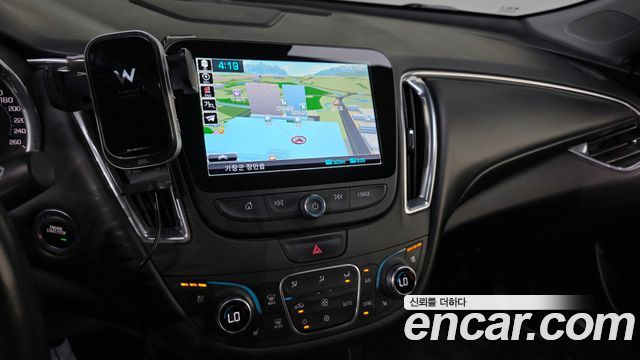 Chevrolet Malibu 2.0 Turbo LTZ Premium 2018 — фото 14