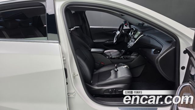 Chevrolet Malibu 2.0 Turbo LTZ Premium 2018 — фото 26