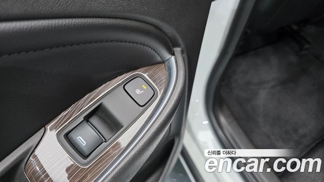 Chevrolet Malibu 2.0 Turbo LTZ Premium 2018 — фото 29