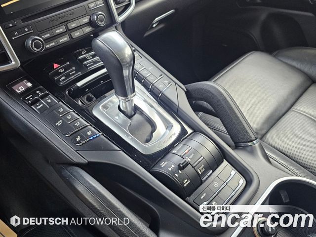 Porsche Cayenne 3.0 Diesel Platium Edition 958 2017 — фото 9