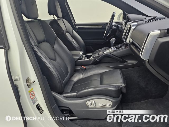 Porsche Cayenne 3.0 Diesel Platium Edition 958 2017 — фото 10