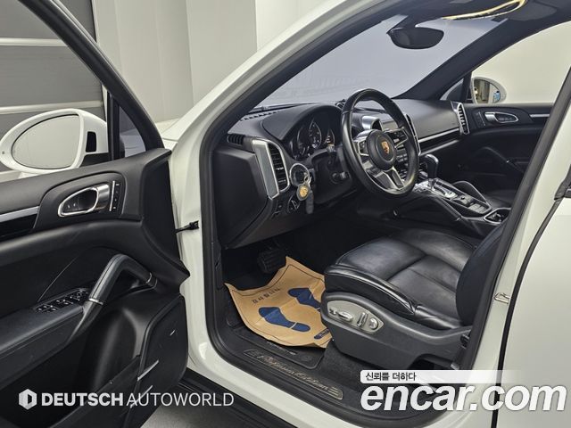 Porsche Cayenne 3.0 Diesel Platium Edition 958 2017 — фото 15