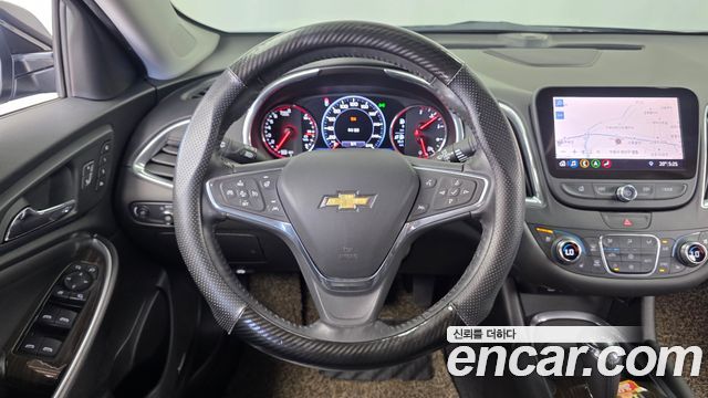 Chevrolet Malibu 1.3 Turbo Premier 2019 — фото 17