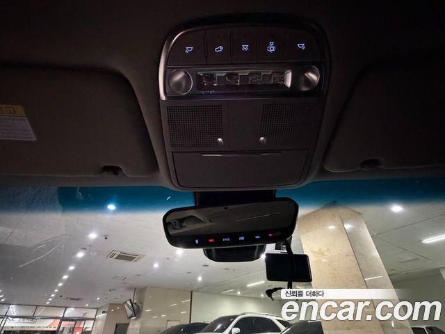 Genesis EQ900 3.8 GDI AWD Premium Luxury 2018 — фото 19