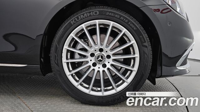 Mercedes-Benz E-Class (W213) E250 Exclusive 2021 — фото 5