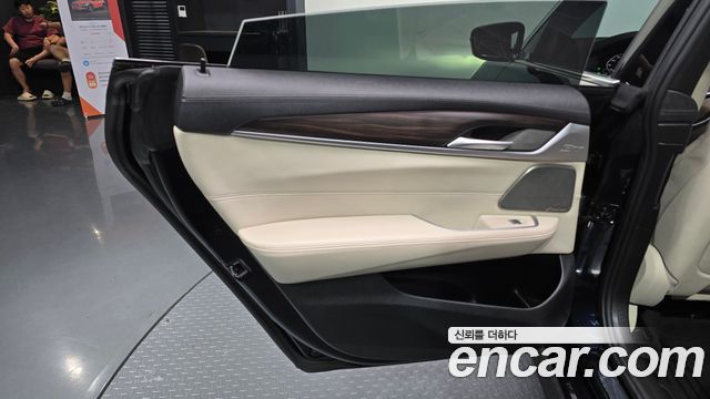 BMW 6 Series GT (G32) 630i xDrive M Sport 2021 — фото 31