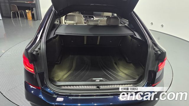 BMW 6 Series GT (G32) 630i xDrive M Sport 2021 — фото 37